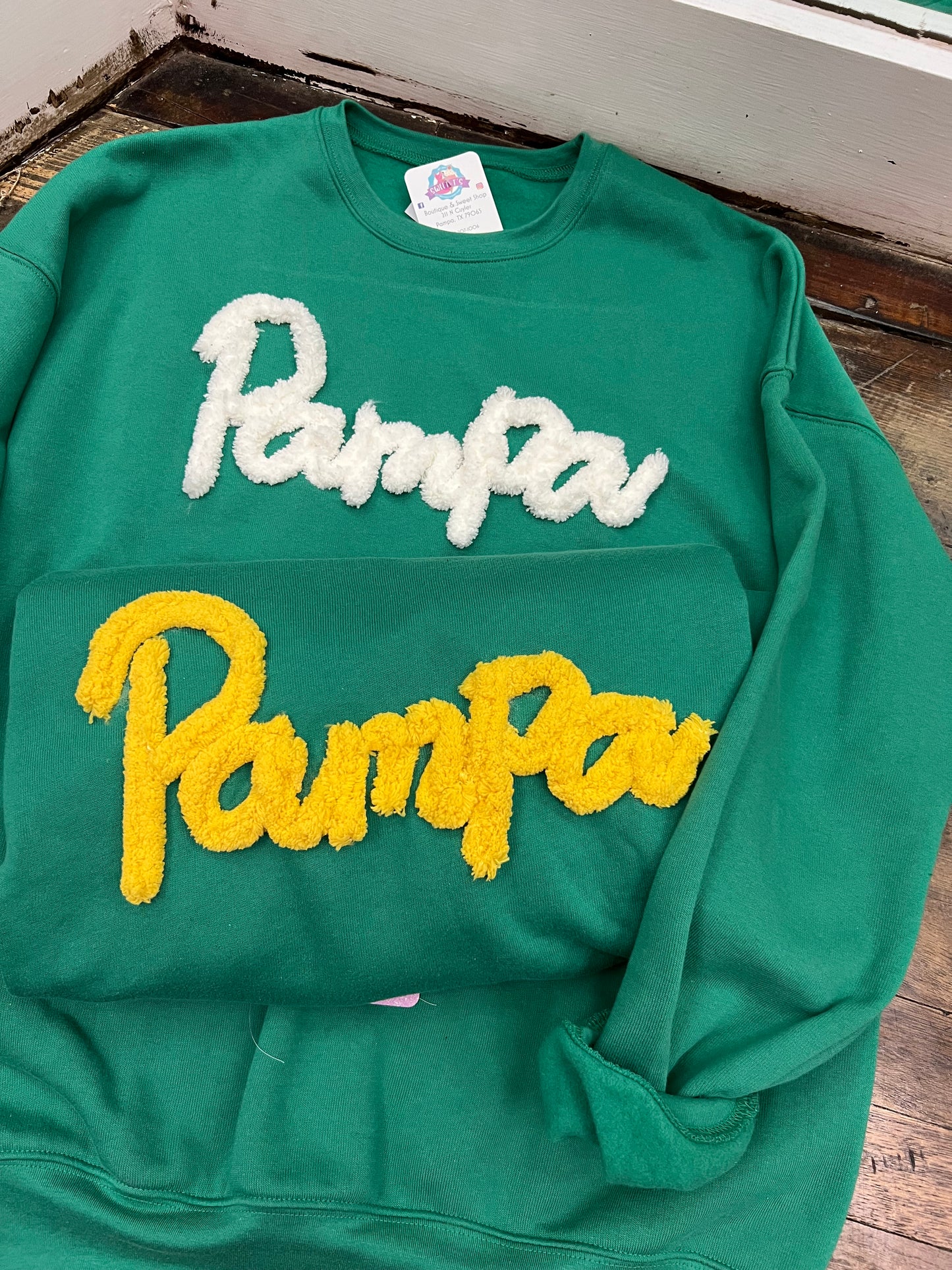 Pampa Fuzzy Yarn Sweatshirt